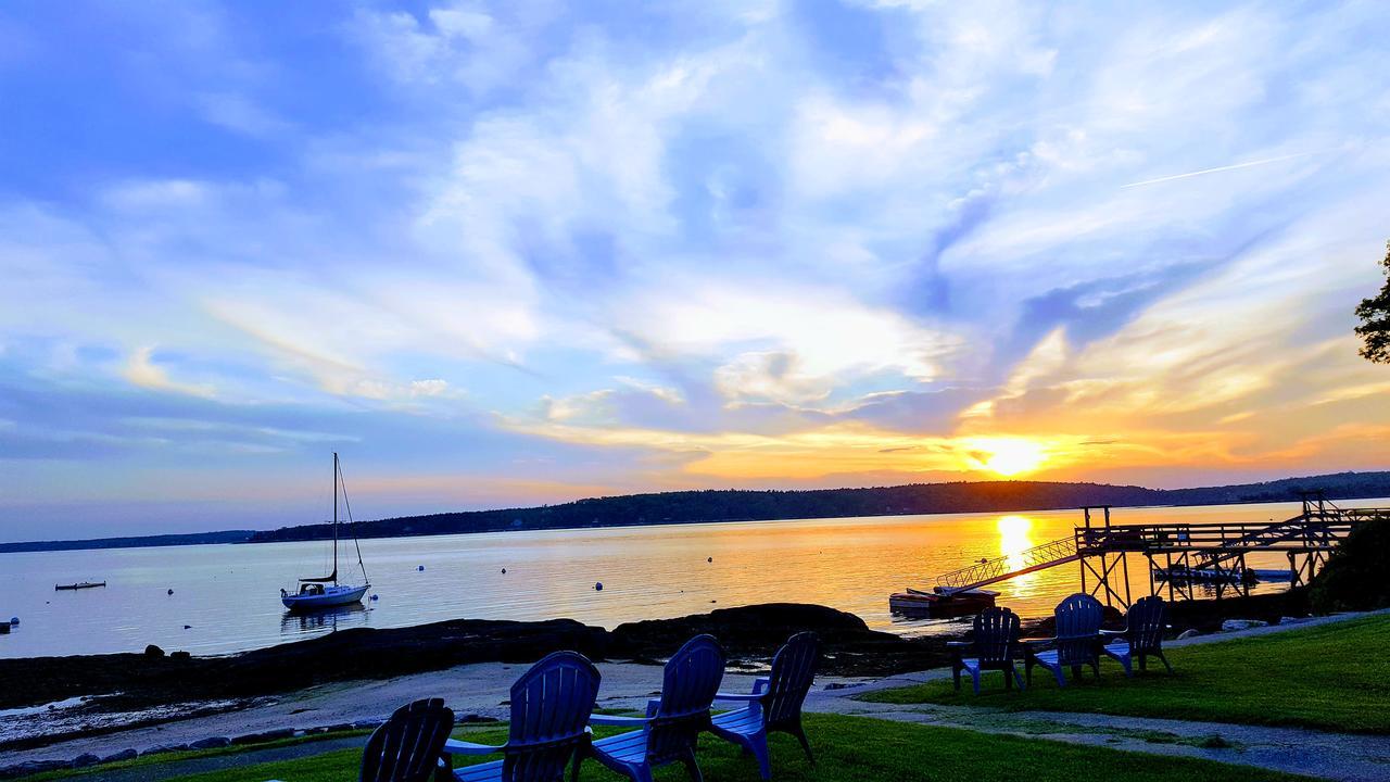 Smugglers Cove Inn Dayville Dış mekan fotoğraf
