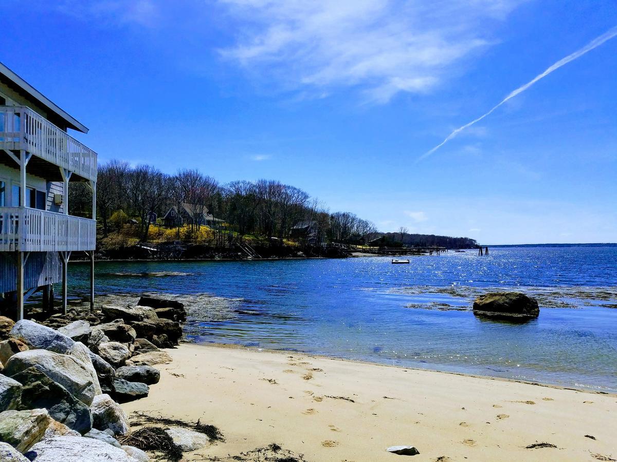 Smugglers Cove Inn Dayville Dış mekan fotoğraf